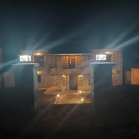 το σπίτι του παληκαρα Villa *