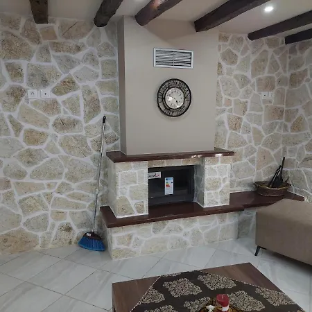 το σπίτι του παληκαρα *